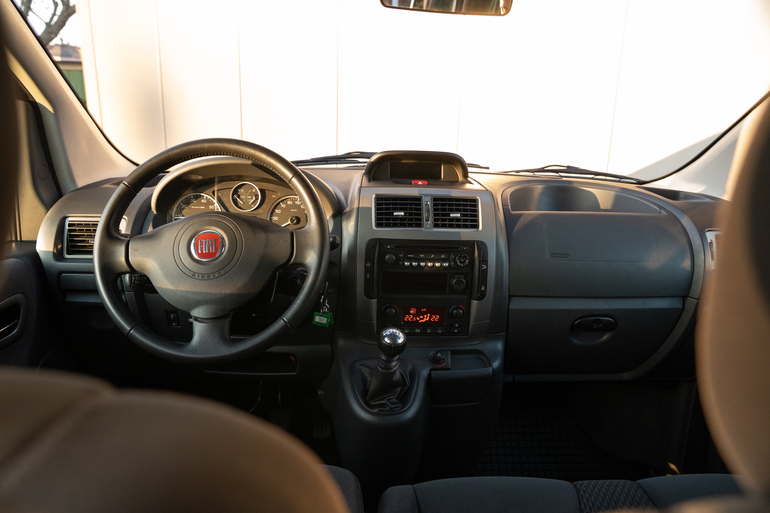 Fiat Scudo Panorama Executive L2H1 165*PDC*9-SITZER*